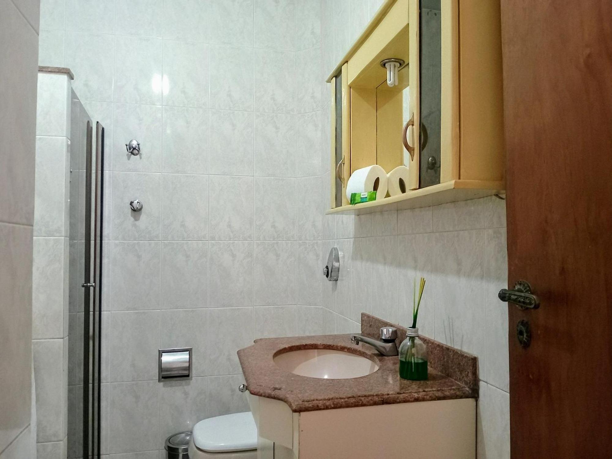 Apartamento Lar Copacabana - 4 Hospedes, E Aconchego